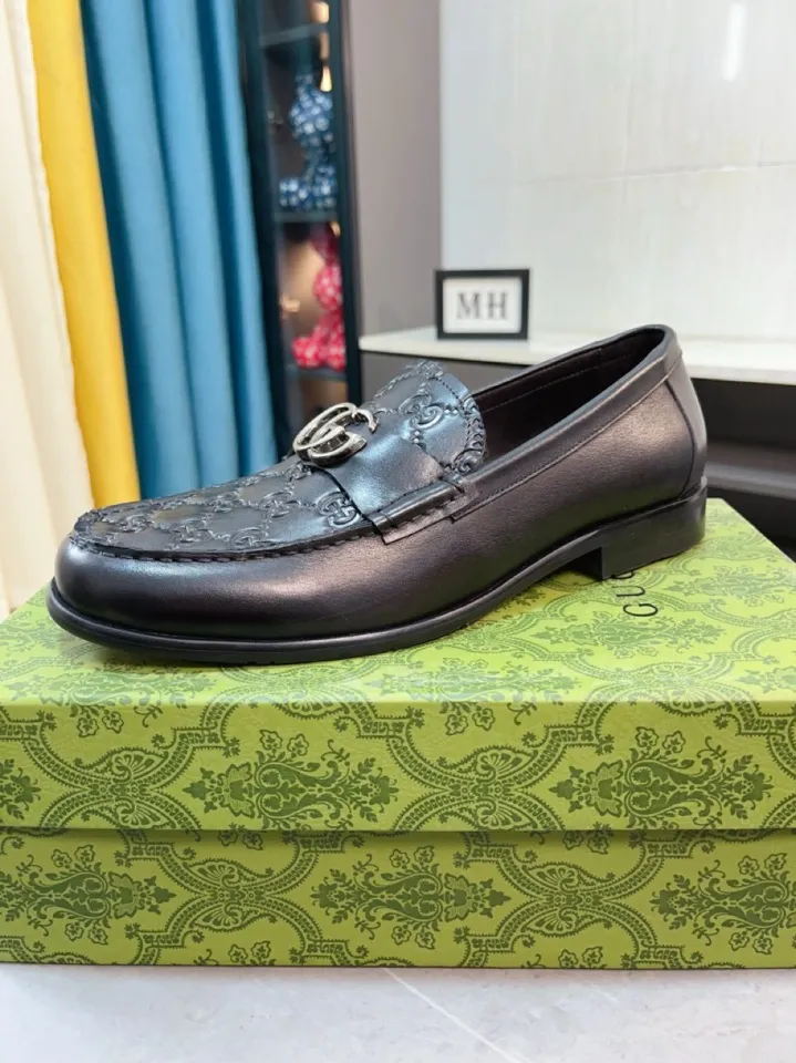 Men's shoes 💰500🌹🌹Niuli [GUCCI Gucci] A new style of formal men's leather shoes is coming~ The original quality upper is made of patent leather imported from Italy, the leather is soft and delicate, comfortable and soft first-layer cowhide lining, rubber wear-resistant outsole, the shoe shape is dignified and domineering, and the luxury charm cannot be concealed! The natural and free nouveau riche leads the trend. Code number: 38-44